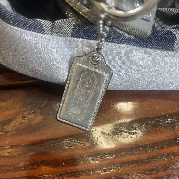 Coach (2011) Carly Sufflette Denim Signature Stripe Hobo F17434 Classic Style - Picture 16 of 16